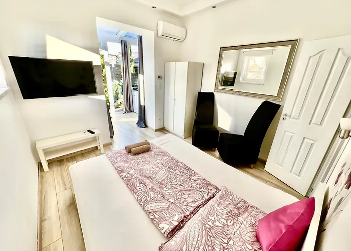 Fueredi Virag Apartament